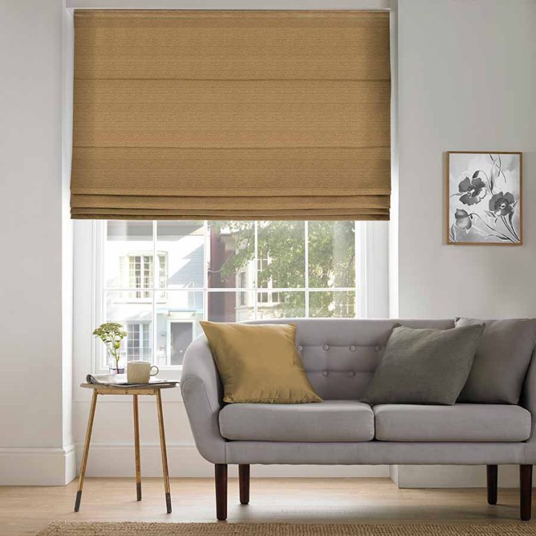 592026 Roman Blind