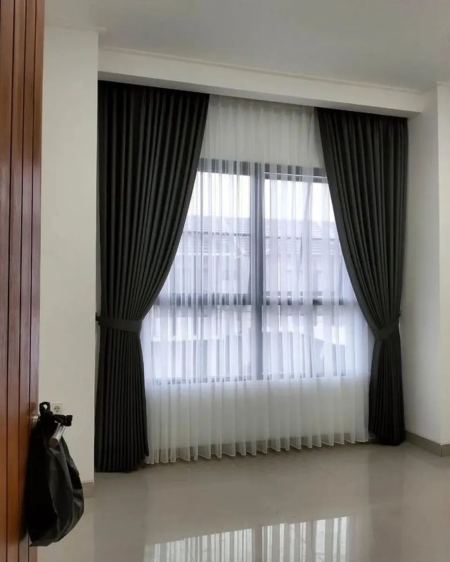 Ripple Fold Curatins