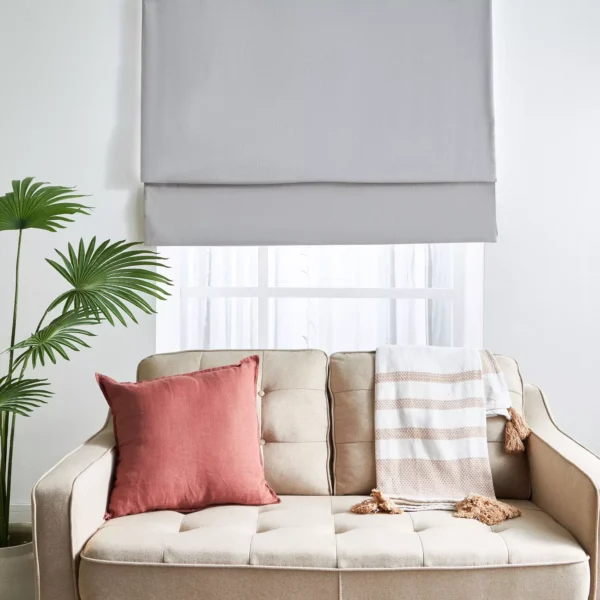Sezen Blackout Roman Blind
